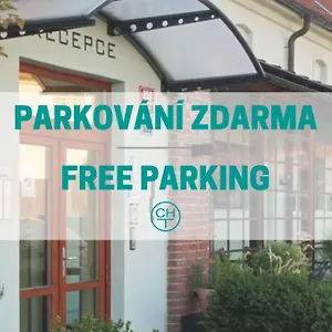 *** Hotel Chvalská Tvrz Česká republika
