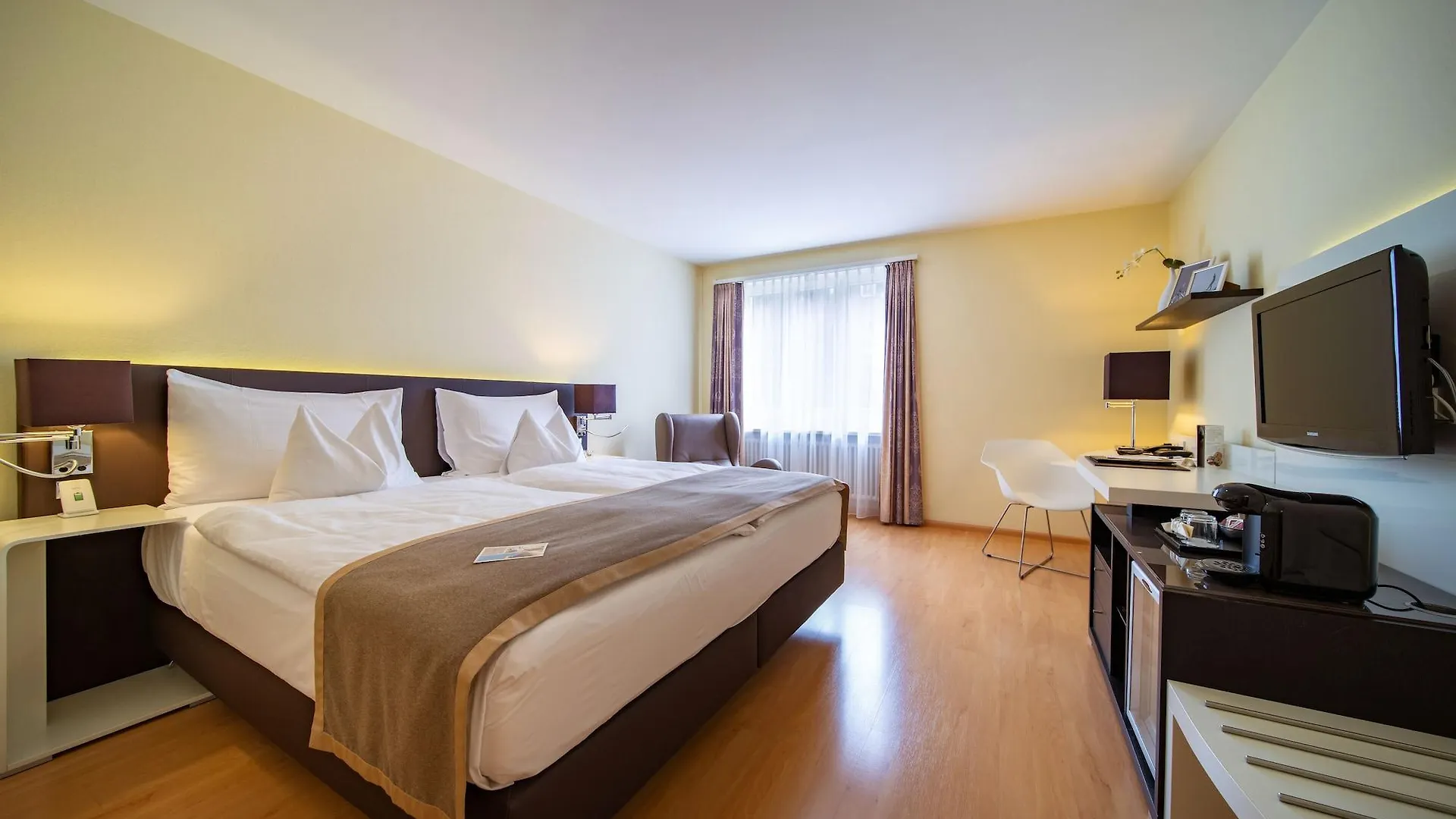 Hotel Spalentor - Ihr Sympathisches Stadthotel Bázel Svájc