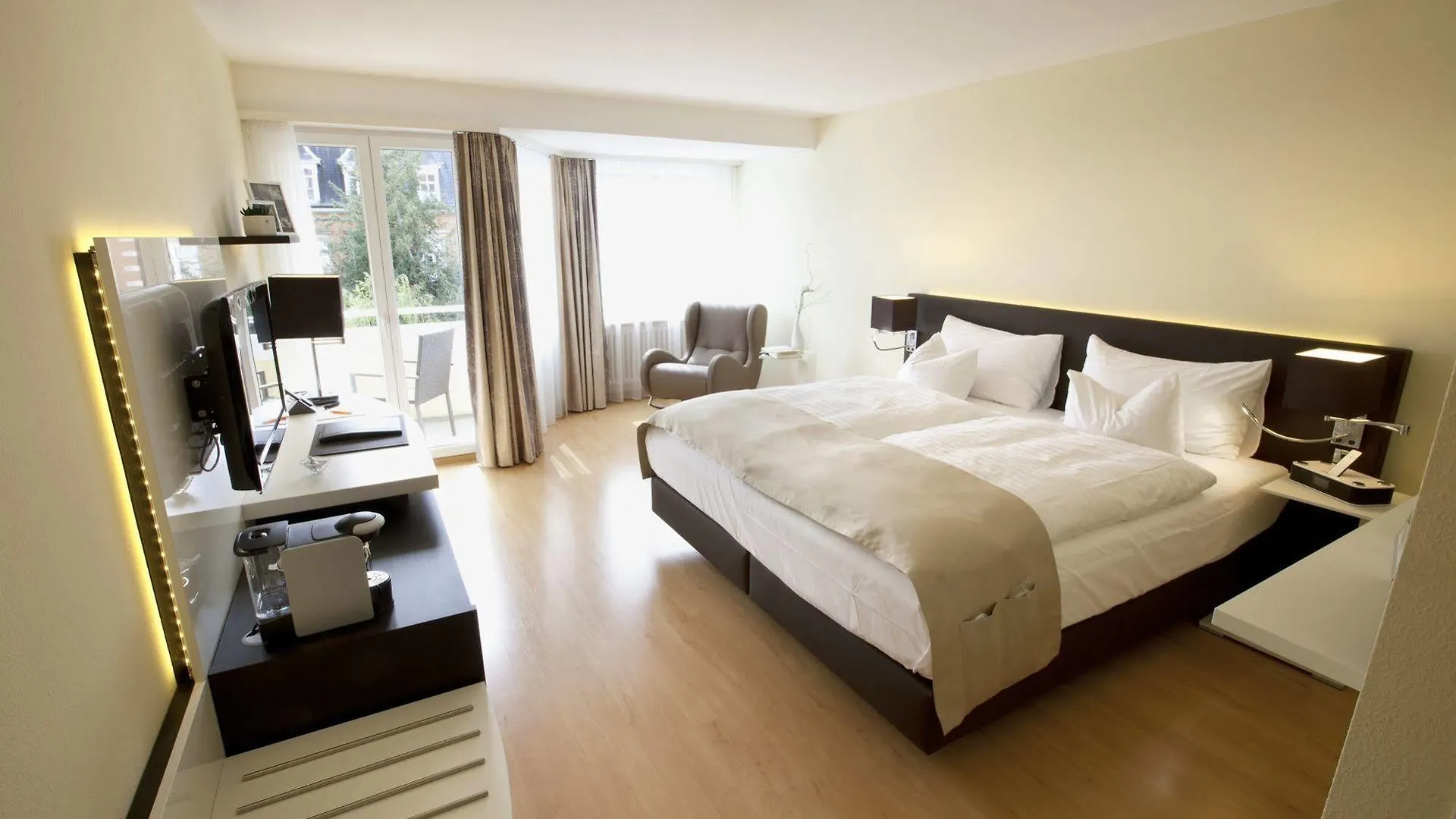 Hotel Spalentor - Ihr Sympathisches Stadthotel Basel 4*,