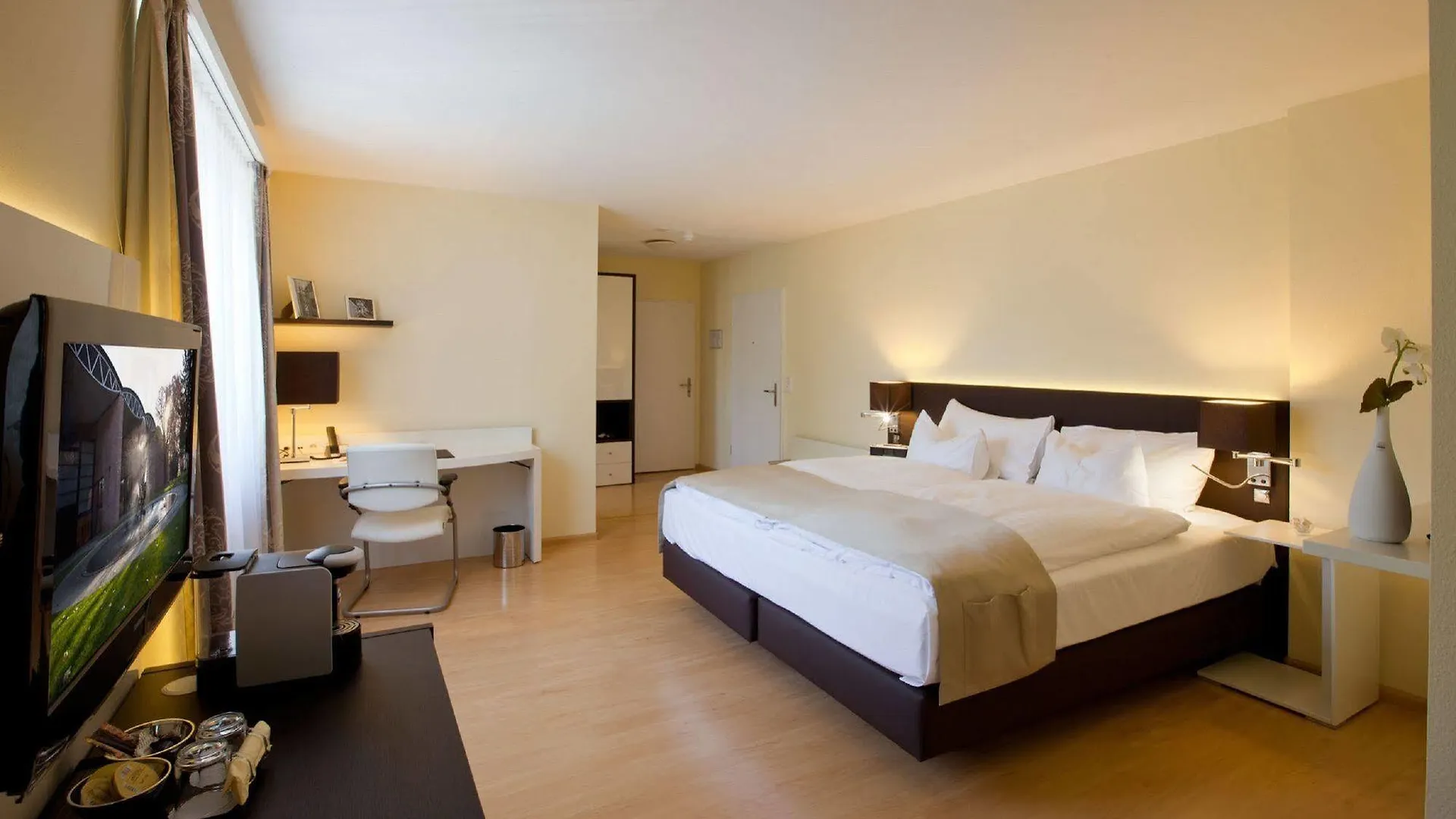 ****  Hotel Spalentor - Ihr Sympathisches Stadthotel Basel Switzerland